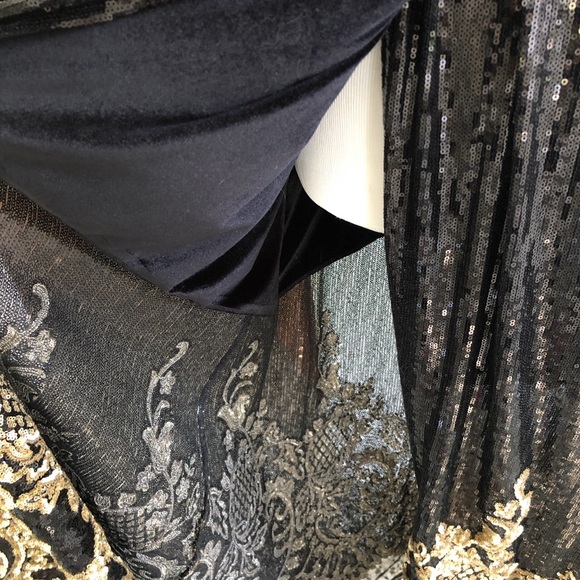 Nidodileda brand sparkle gold and black dress velvet tie at the neck and waist - Picture 5 of 11